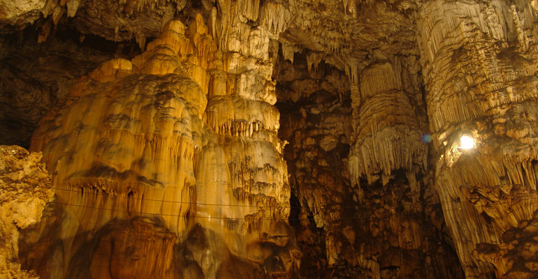 Lanquin caves